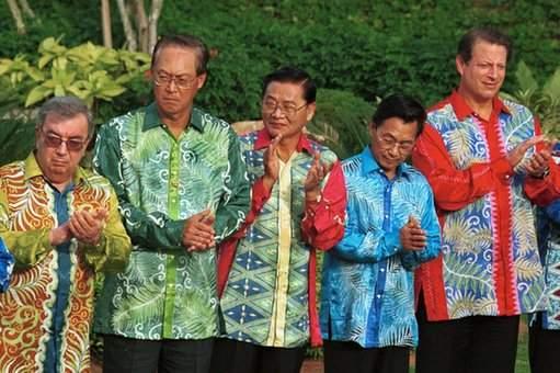最炫民族風(fēng)：APEC晚宴上的領(lǐng)導(dǎo)人服裝大盤點(diǎn)