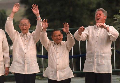 最炫民族風(fēng)：APEC晚宴上的領(lǐng)導(dǎo)人服裝大盤點(diǎn)